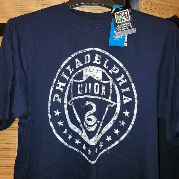 Lot of 2 Adidas Branded items - Picture 1 of 6